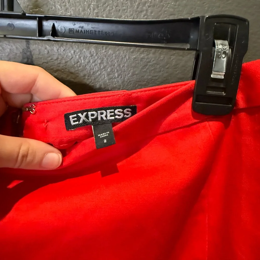Express Bold Red Pencil Skirt - Picture 4 of 5